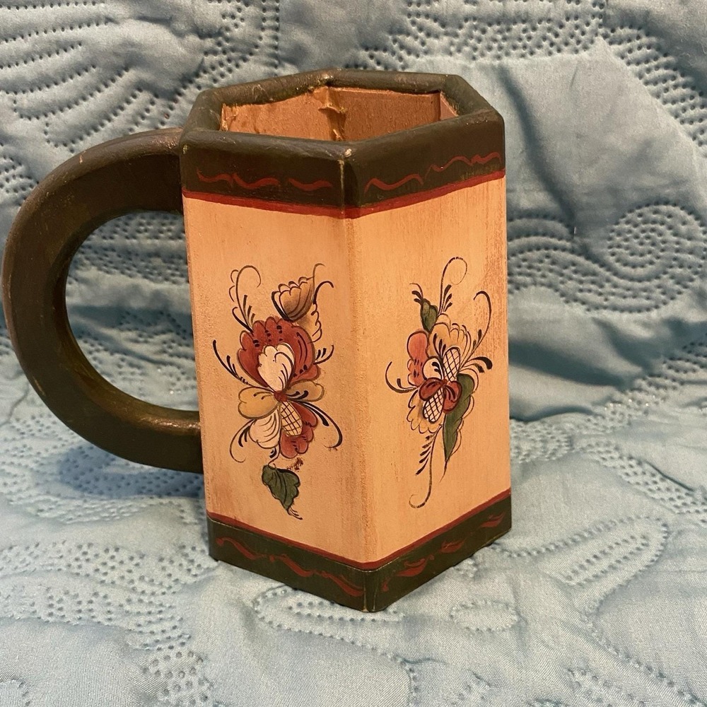 ANTIQUE PRIMITIVE WOODEN MUG CUP HAND CARVED HAND PAINTED Yellow‎ green Floral